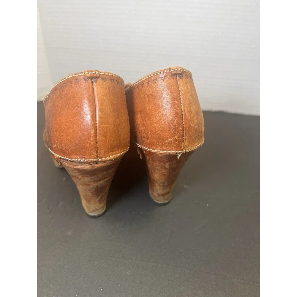 Vintage 70’s Quali Craft Casualettes Shoes Wing Tip Leather Brazil Wood Heels 7b